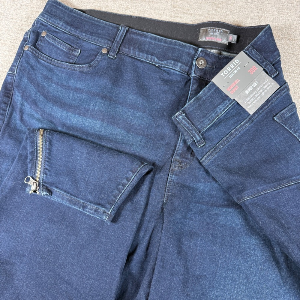 NEW‎ Torrid Bombshell Skinny Jeans Womens 30R Dark Blue Stretch Ankle Zip 30R/30